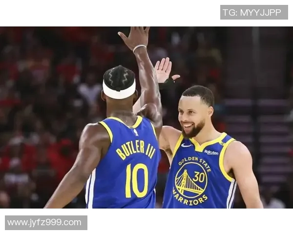 勇士宣布重组阵容，引进两名全明星球员，掀起新赛季风暴